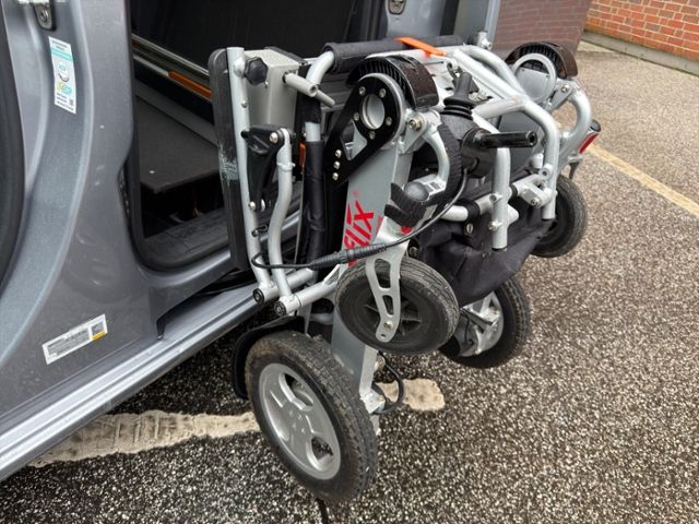 Fahrzeugabbildung Opel Combo Life Rausch Einzug.+ elektr. Schiebetür
