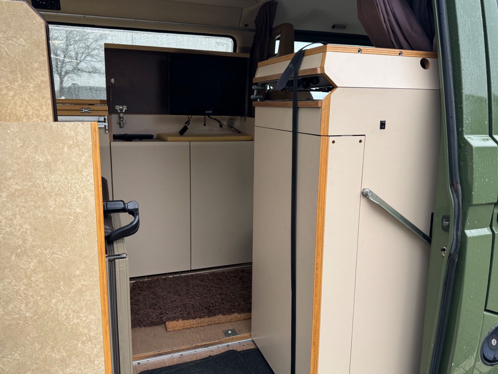 Fahrzeugabbildung Volkswagen T3 Syncro 2,1 Expedition unrestauriert kein Rost