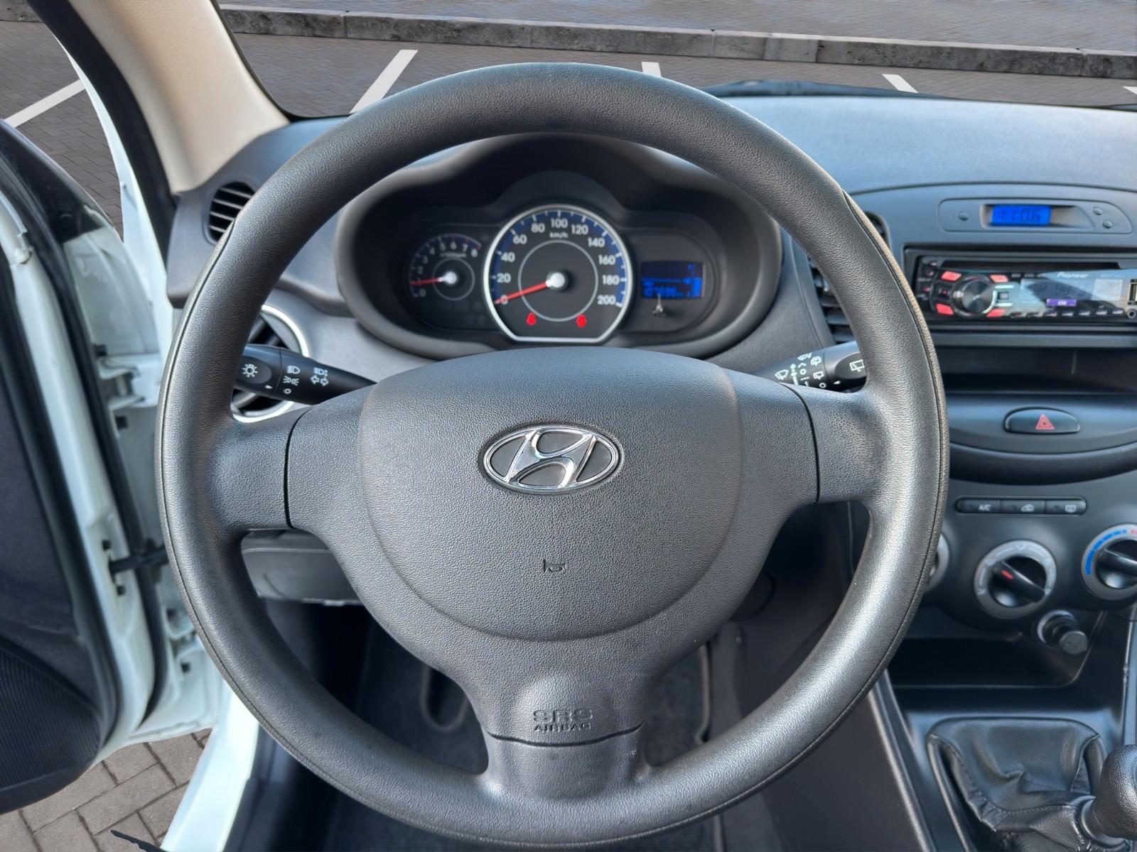 Hyundai i10 FIFA WM Edition (Tüv 07.2027 Service Neu)