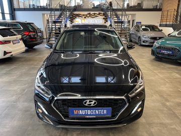 Hyundai i30 YES! Plus *PANO*AHK*KAMERA*NAVI*CARPLAY*TEMP