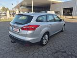 Ford Focus Turnier-1,5 DIESEL/Tüv 01/27/1.HAND/AUTOMA - Ford Focus: 2.5