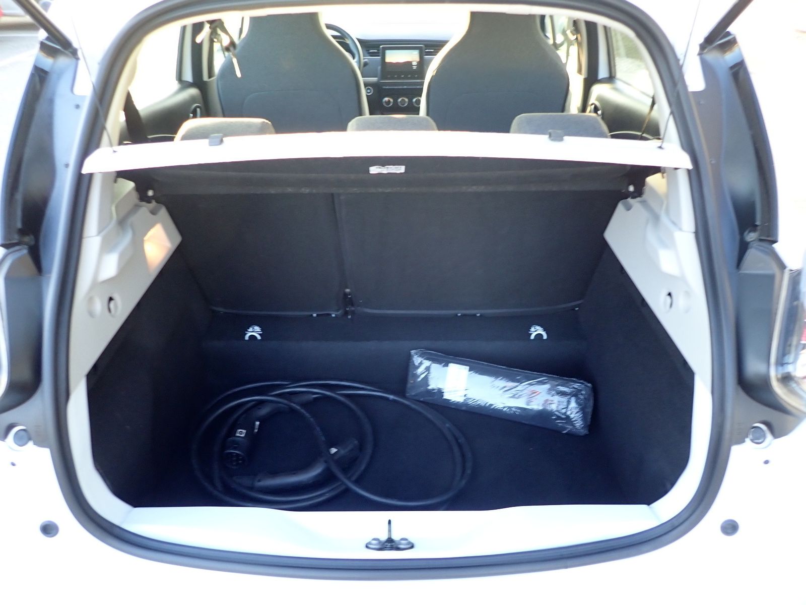 Fahrzeugabbildung Renault ZOE Z.E.50 R 110 EXPERIENCE/INKL. BATTERIE/SHZ