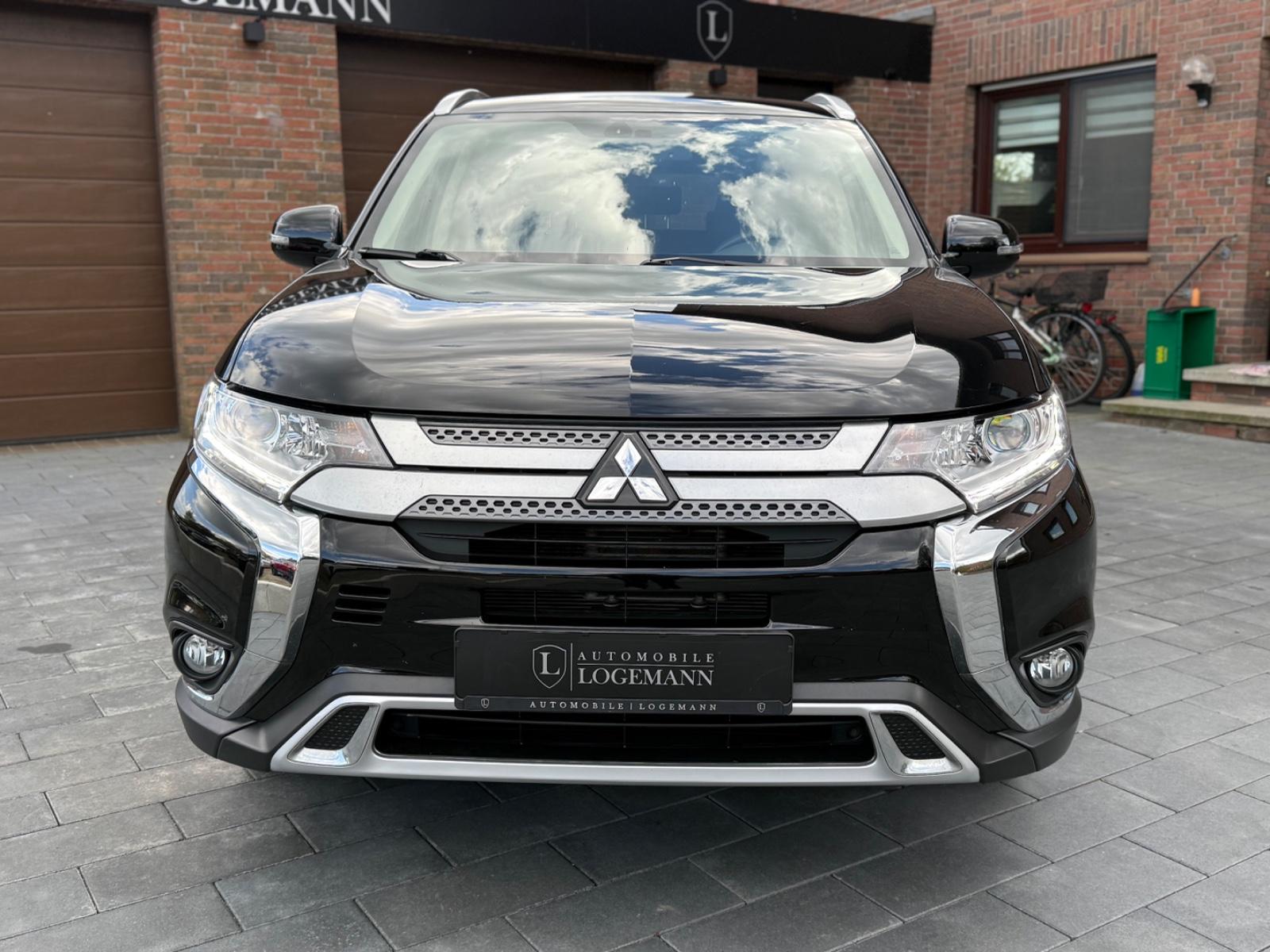 Mitsubishi Outlander 2.0 CVT Diamant Ed. 2WD I AHK I KAM