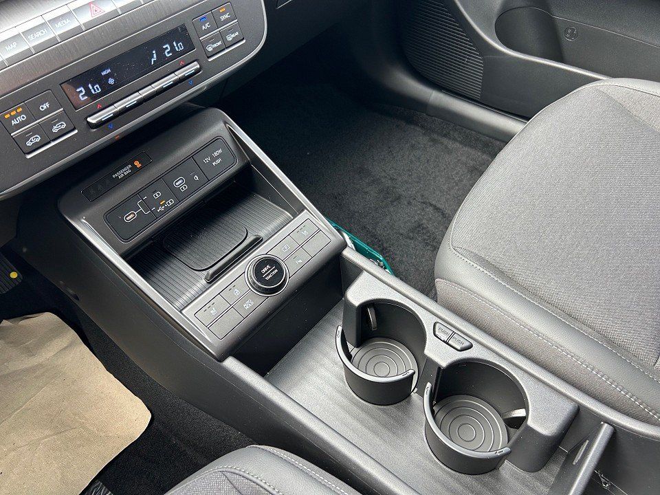 Fahrzeugabbildung Hyundai KONA SX2 1.6T 7DCT PRIME 360°+NAV+LED 5JGARANTIE