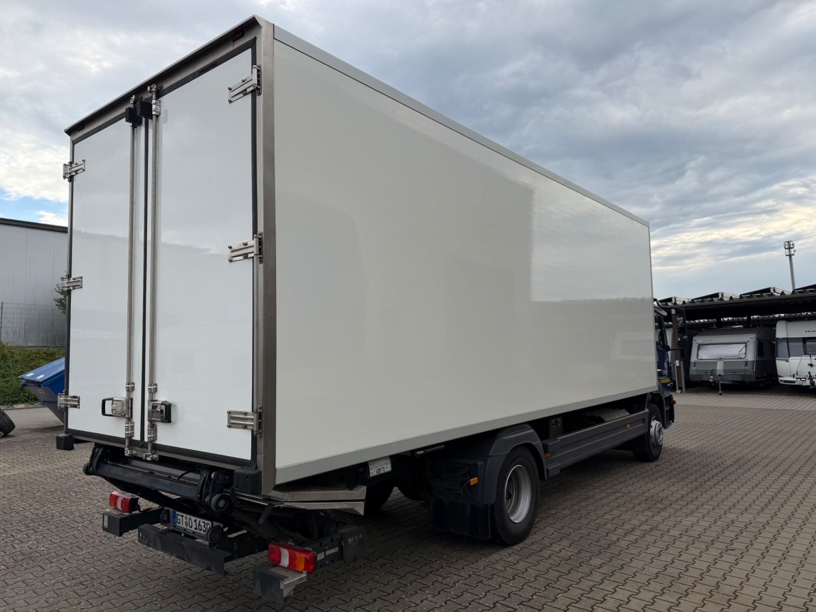 Fahrzeugabbildung Mercedes-Benz Atego 1524 L Tiefkühlkoffer Thermok.LBW Faltl.