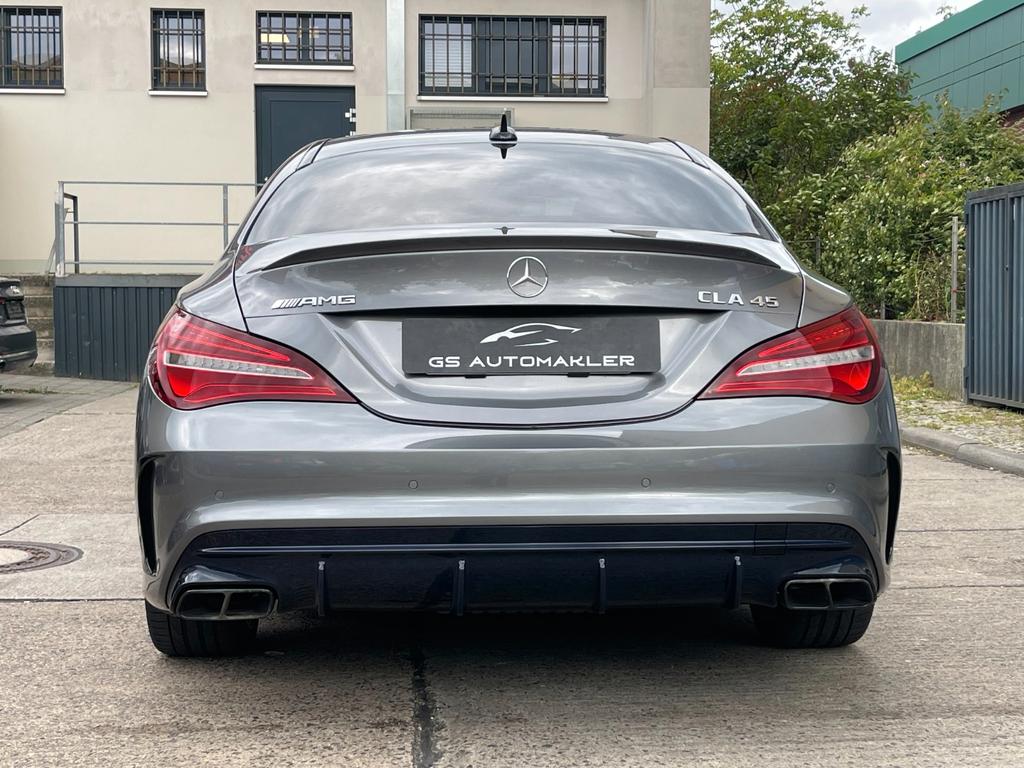 Mercedes-Benz CLA 45 AMG