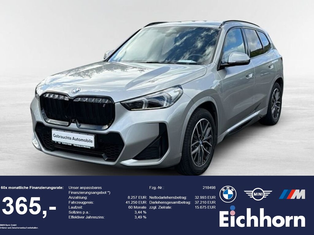 Image of BMW iX1