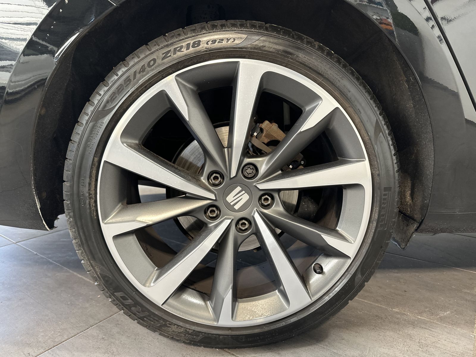 Fahrzeugabbildung SEAT Leon SpT 2.0 TDI DSG FR NAV+LED+AHK+ACC+18ZO+1HD