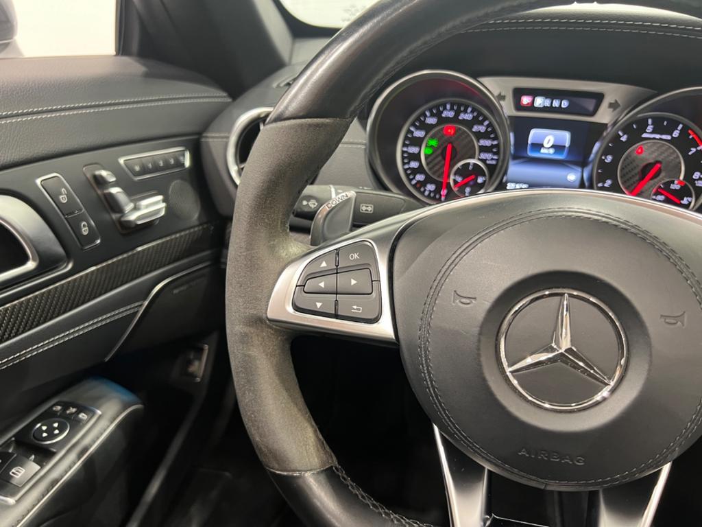 Mercedes-Benz SL 63 AMG