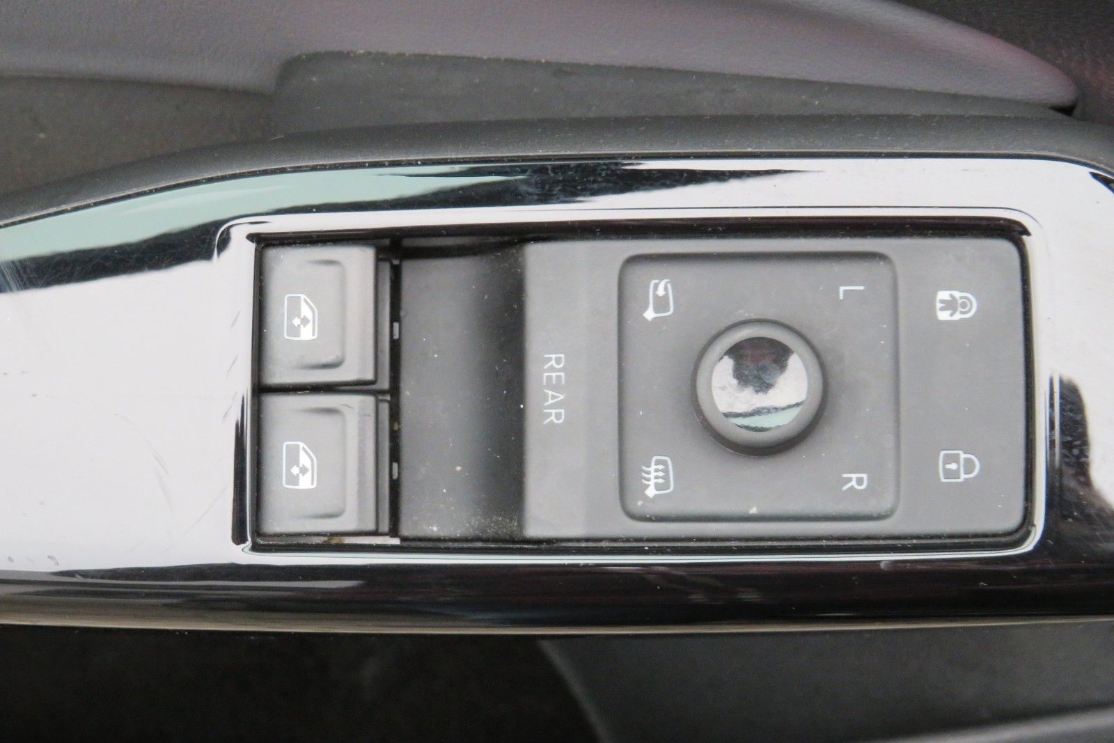 Fahrzeugabbildung Volkswagen ID.5 Pro 128 kW ASSISTENT-PAKET ACC AHK SITZH 1H