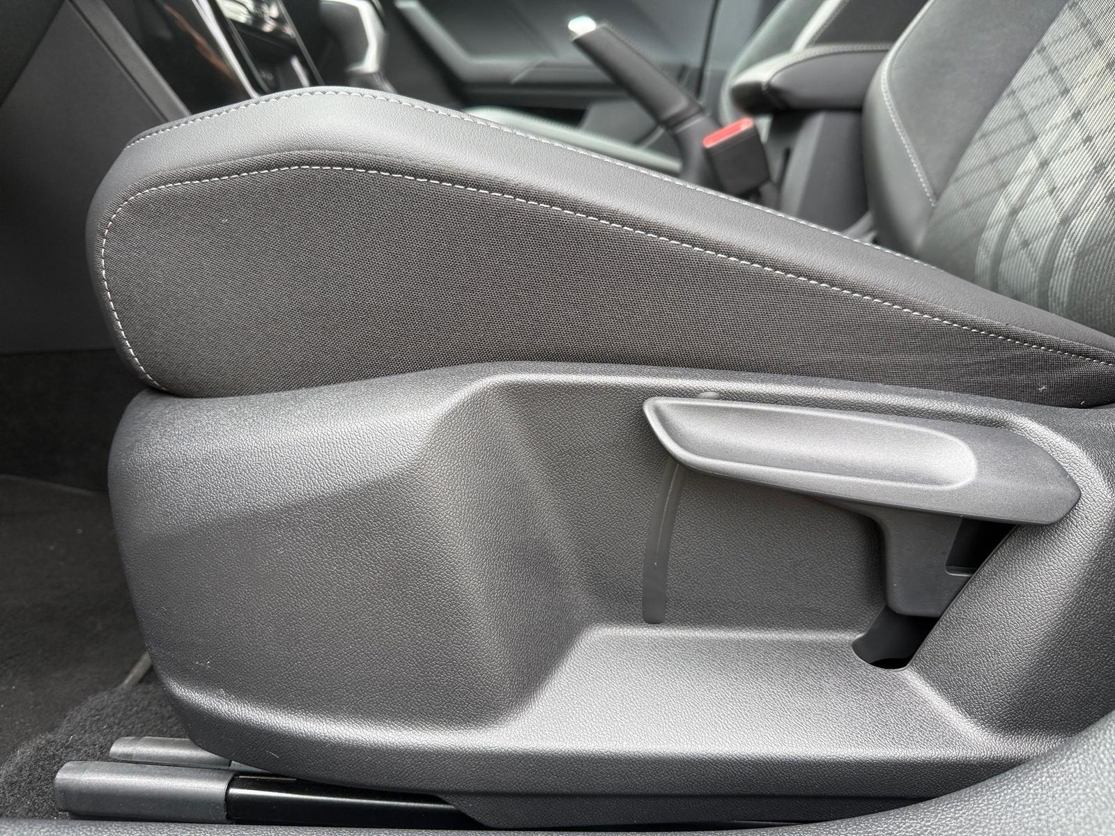 Volkswagen T-Cross R-Line *ACC*APP CONNECT*MATRIX*SHZ*, миниатюра 8