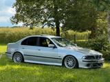 BMW E39 5er M Paket - BMW aus 2000: 3er