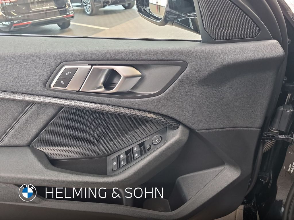 BMW 120 d Hatch Sport Line HiFi DAB LED AHK Navi uvm.