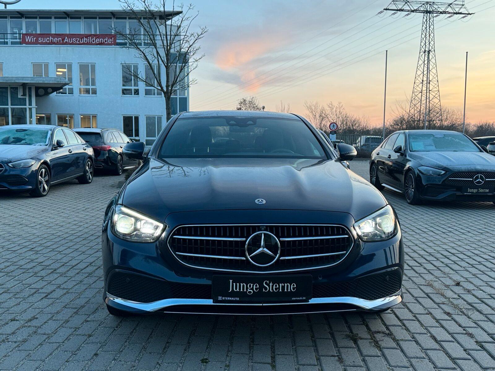 Mercedes-Benz E 300 de 4M AVANTGARDE Exterieur/Navi/Distronic