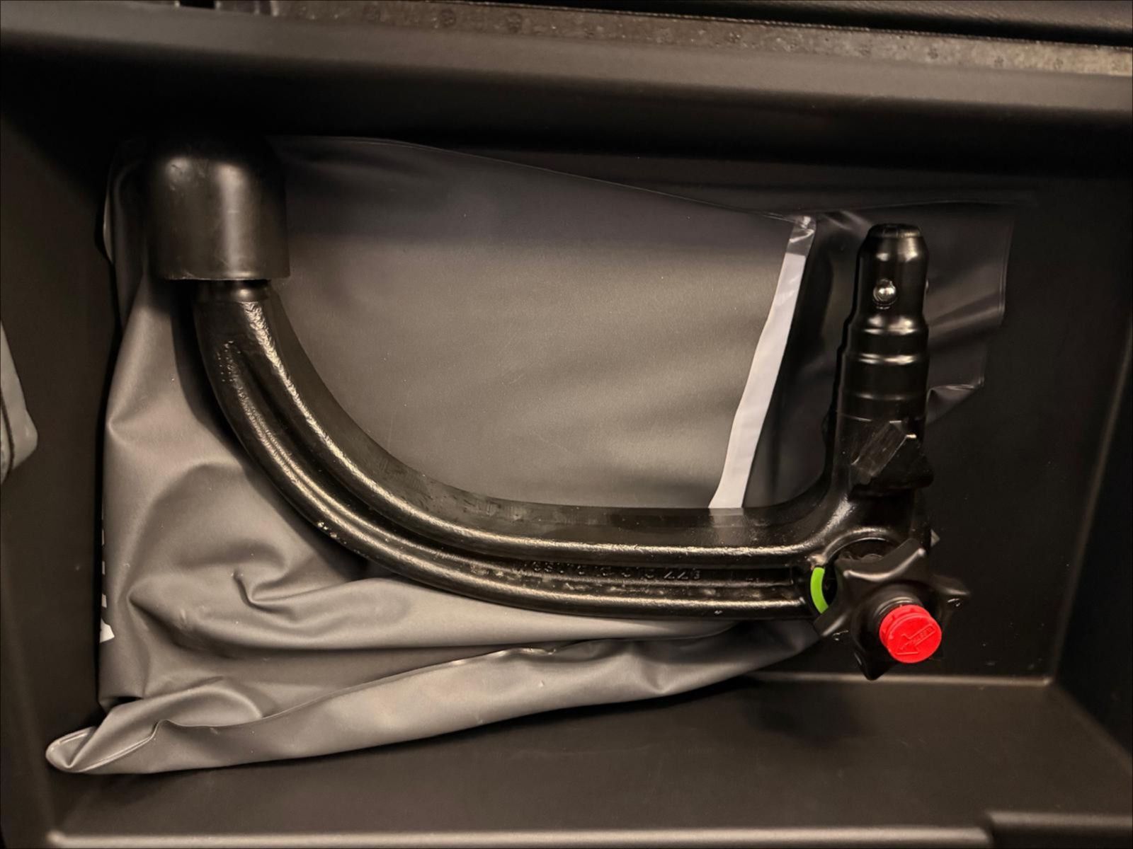 Fahrzeugabbildung Citroën C5 Aircross Hybrid/PANORAMA/LEDER/NAVI/KAMERA