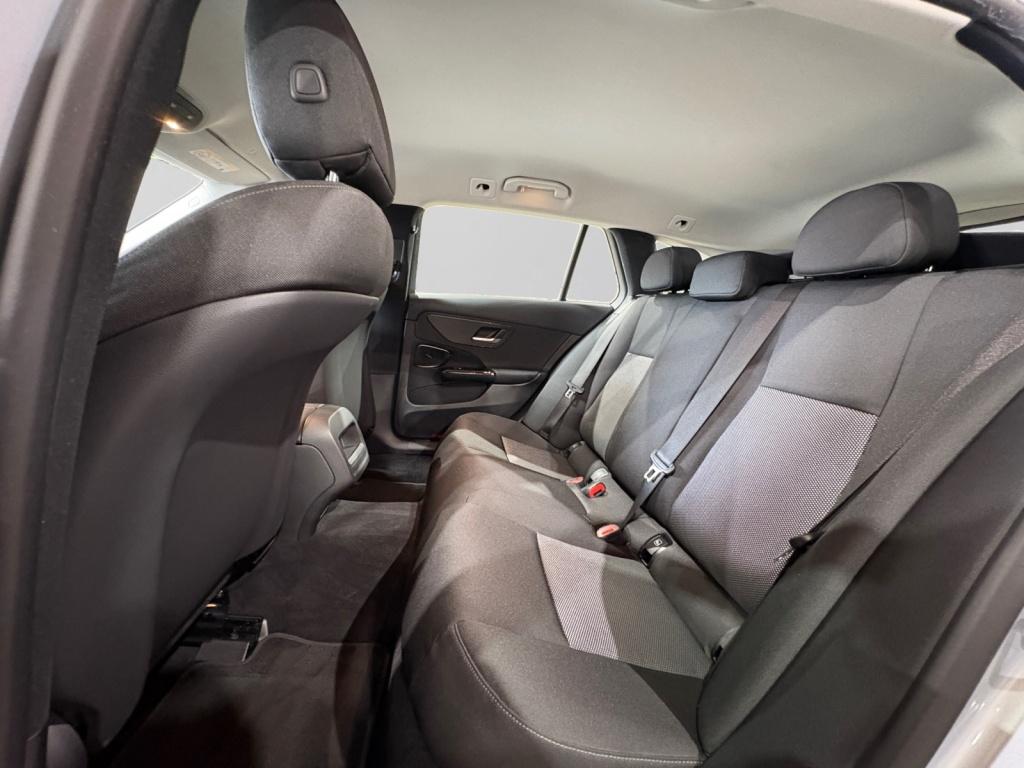 Mercedes-Benz C-Class T 4M AVANTGARDE DISTR DIGI-L. SHZ KAM AHK, миниатюра 14