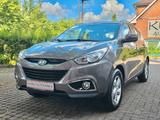 Hyundai ix35 2.0 Style 2WD 1.HAND/KLIMAAUTOM./SHZ/BT - Hyundai ix35 in Hamburg