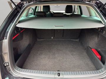 Skoda Octavia Combi First Edition+AHK+LED+AppC+Virtual