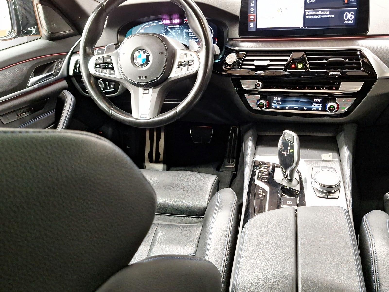 BMW M550i xDrive Limousine M Sport Standheizung AHK