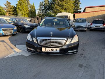 Mercedes E 200 - 2