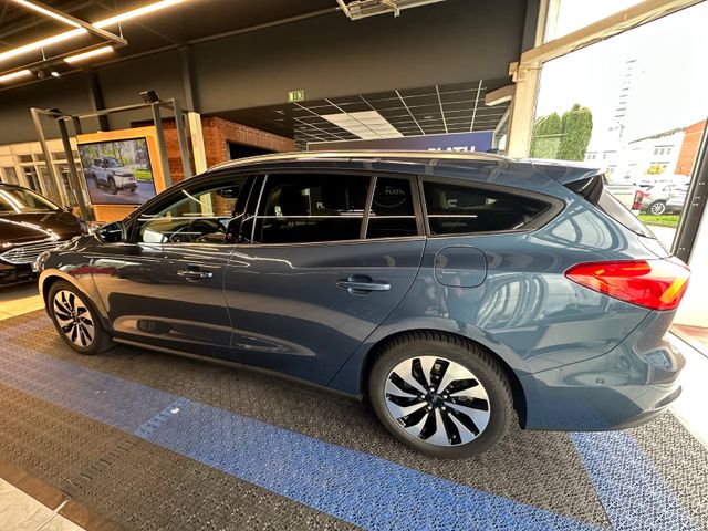 Ford Focus  Turnier Cool & Connect Automatik