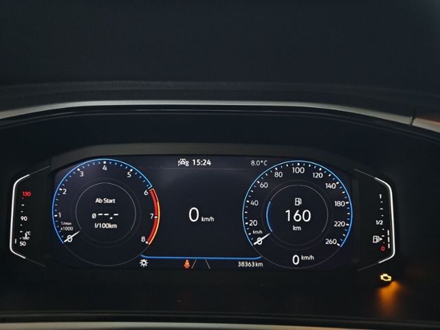 Fahrzeugabbildung Volkswagen T-Roc 1.5 TSI Life KLIMA SHZ PDC LM18 VORB.NAVI