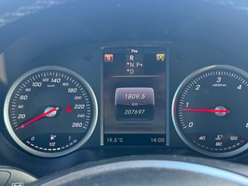 Mercedes GLC 220 - 12