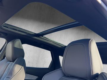 Peugeot 3008 GT 300 Hybrid 4 AHK+Night Vision+SD