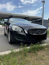 Volvo VOLVO S60 AUTOMATIK NEUE TUV - gebrauchte Volvo S60 aus dem Jahr 2013