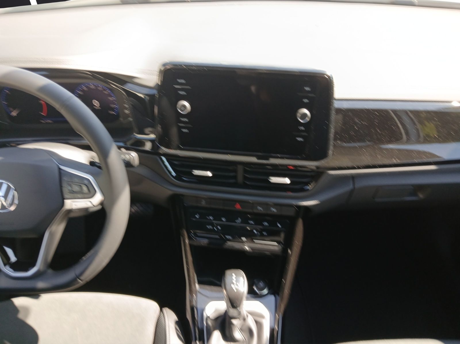 Fahrzeugabbildung Volkswagen T-Roc Style 2.0 l TDI SCR 4MOTION 110 kW 2.0l TD