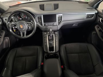 Porsche Macan - 11