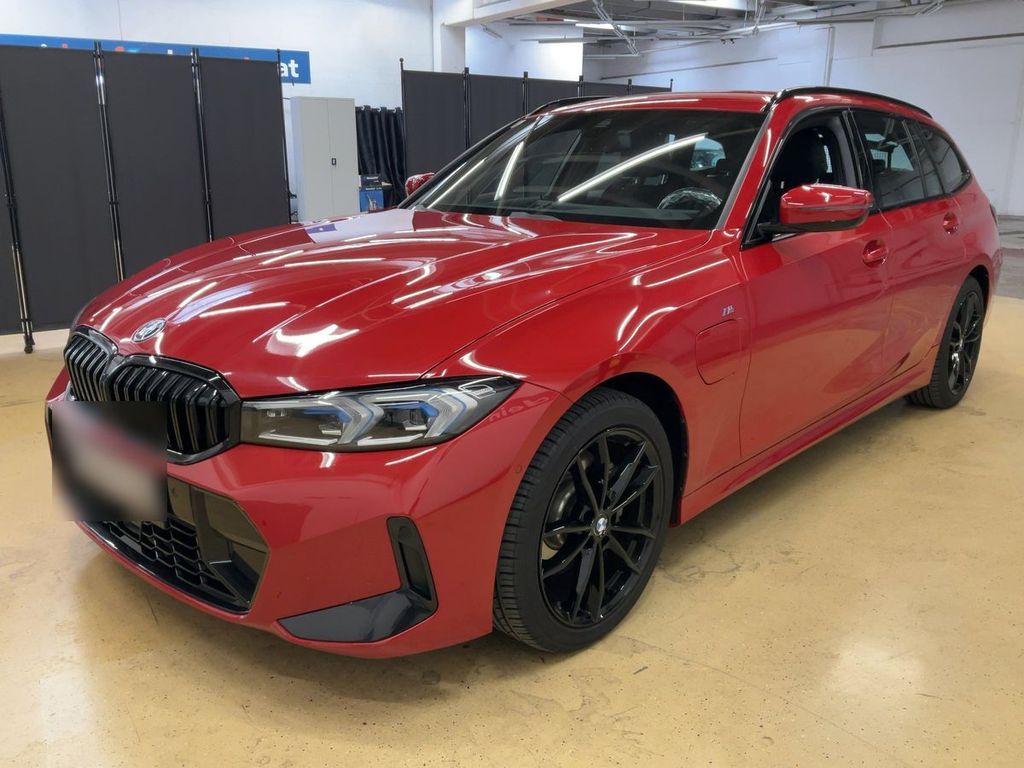 Image of BMW 330