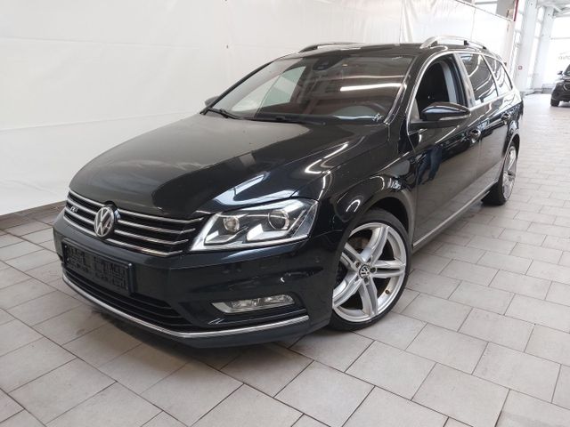 Volkswagen Passat 2.0DSG,R-LINE,LED,Leder,Kamera,4x4