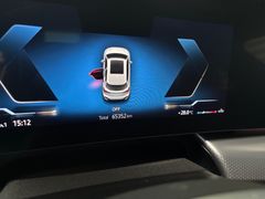 Fahrzeugabbildung BMW 218i Active Tourer M Sport -- Pano/ eSitze/ HiFi