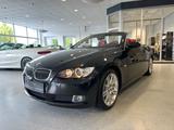 BMW 330i Cabrio|2HD|18"LM|HiFi|Leder|Einmalig|Inspek - BMW 330 mit Benzin-Antrieb: Leder, Cabrio, mit Klimaautomatik