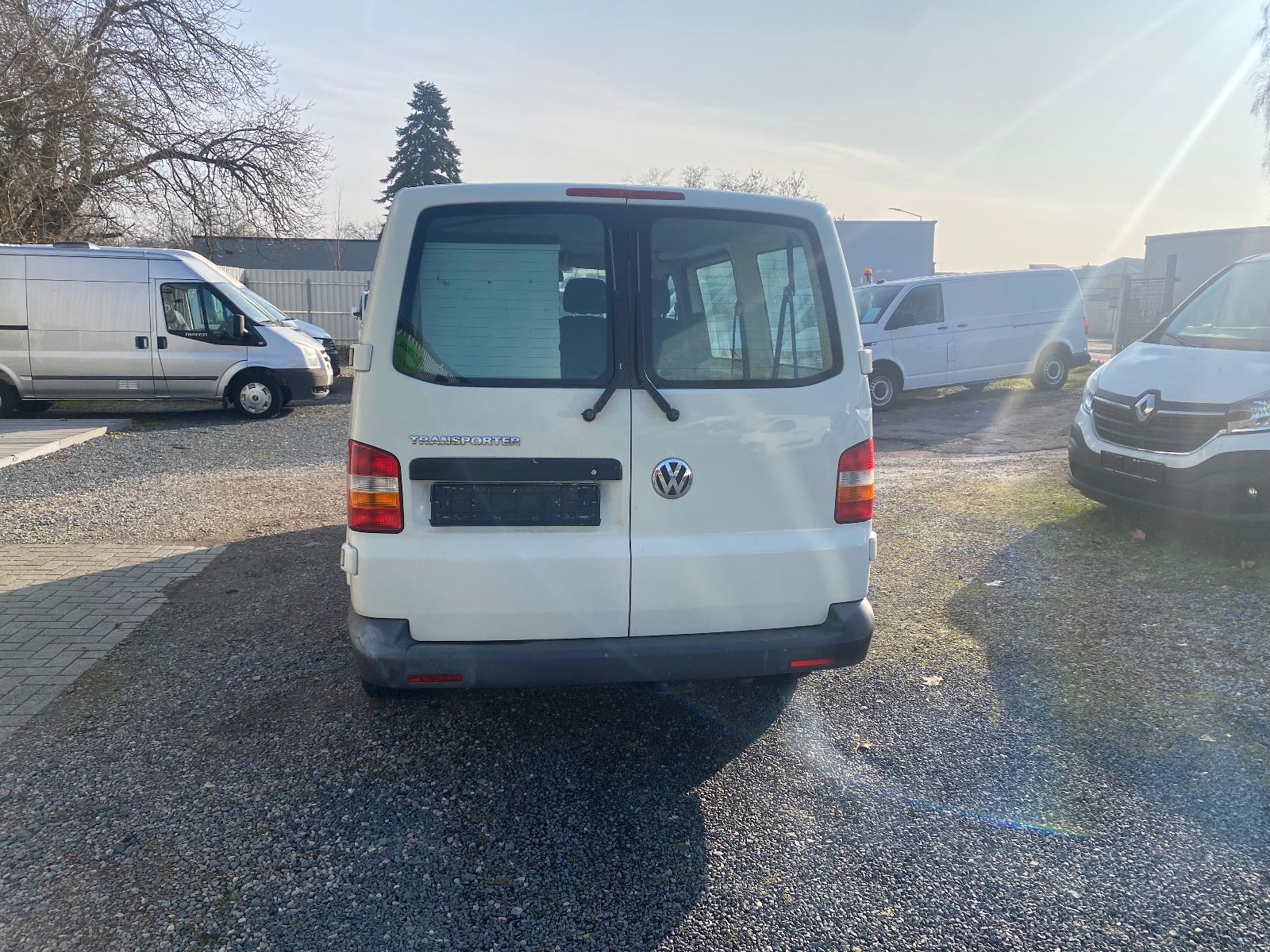 Fahrzeugabbildung Volkswagen T5 Transporter Kasten-Klima,SHgepflegt