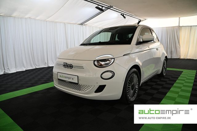 Fiat 500e 42 kWh  Style SHZ/Spur/Car-Play/Komfort+/16