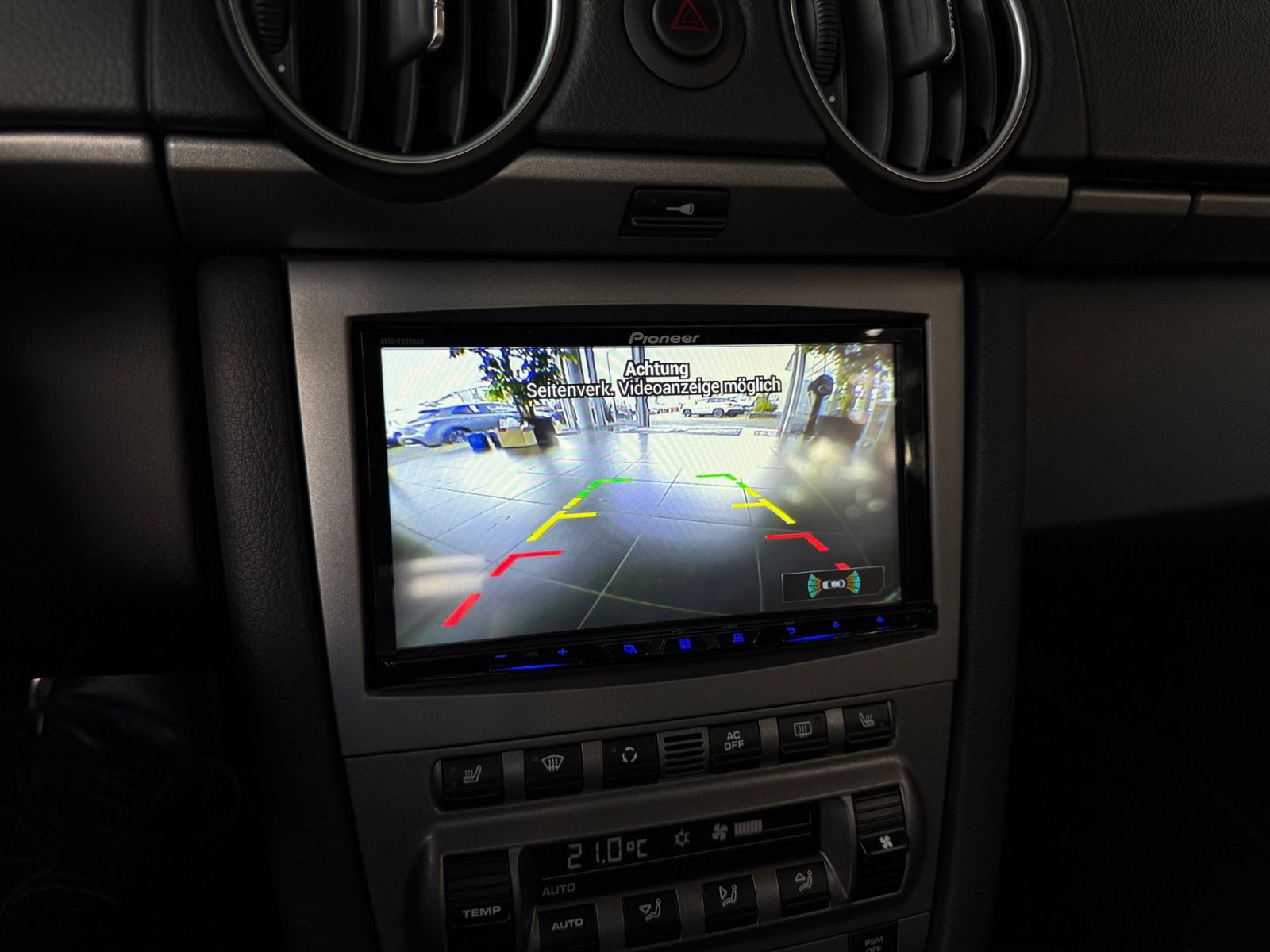 Fahrzeugabbildung Porsche Cayman RFK XENON NAVI ALU