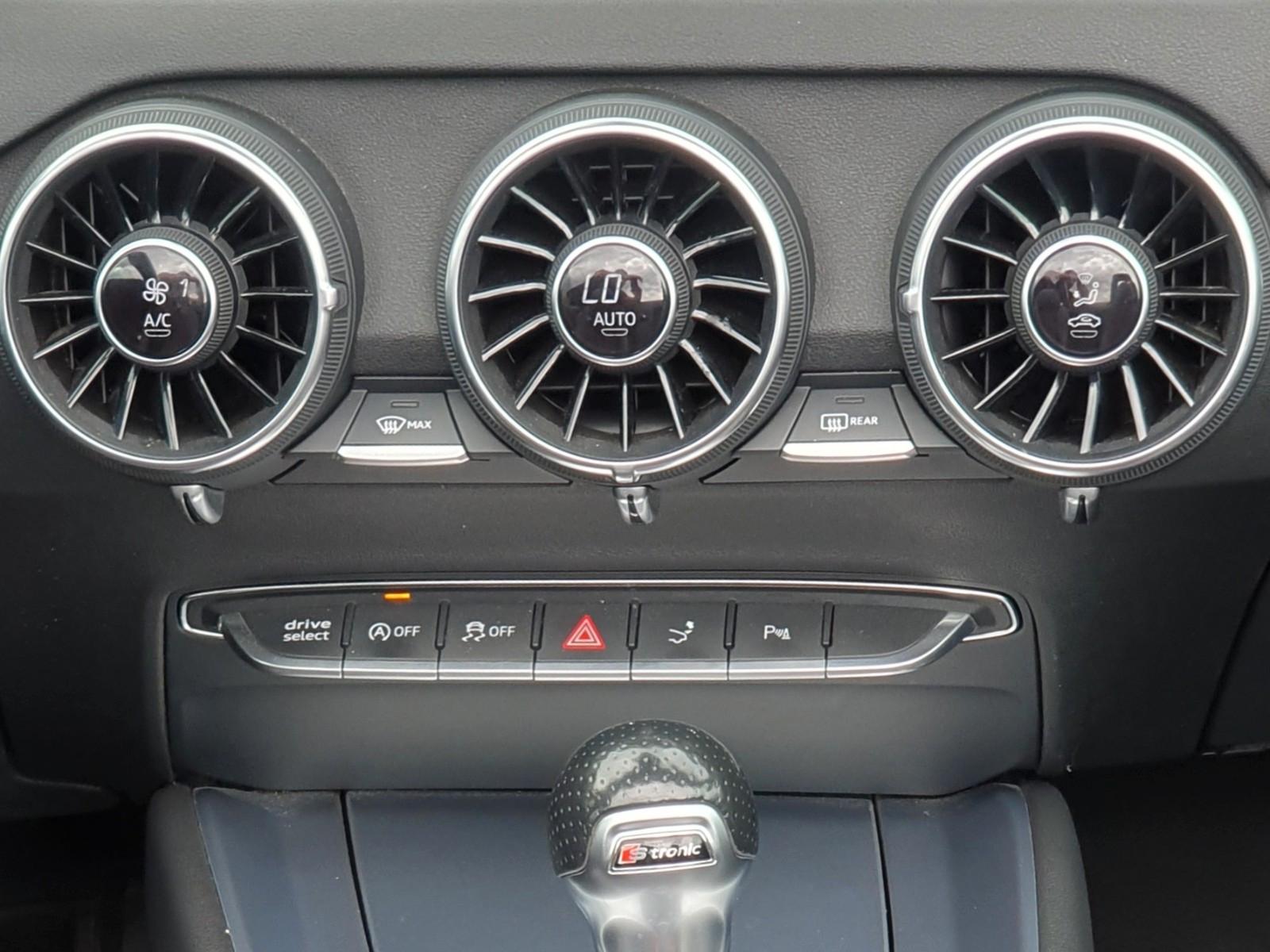Audi TT Roadster 1.8 TFSI Top Zustand/Gepflegt