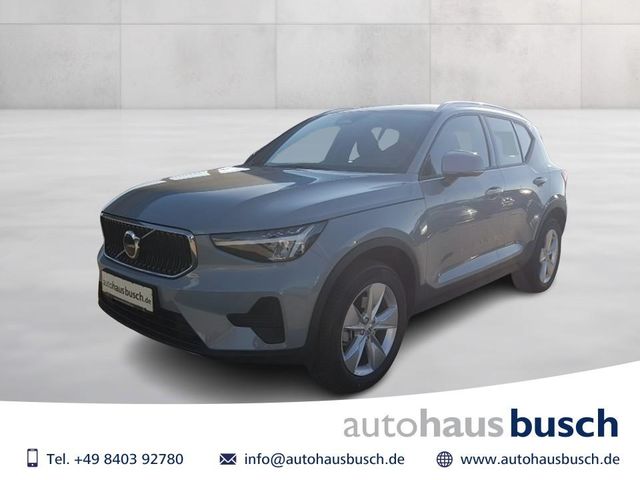 Volvo XC40 Core B3 FWD Mild Hybrid Automatik