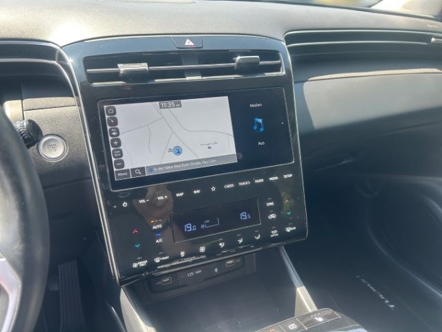 Fahrzeugabbildung Hyundai Tucson Trend Plug-In Hybrid 4WD 1.6 T-GDI -EU6d