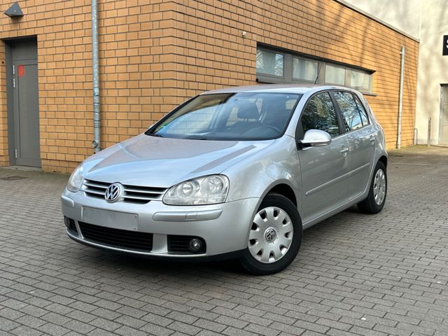 Volkswagen Golf V Lim. Tour/2.HAND/TÜV/PDC/TEMPOMAT/SHZ/KLI