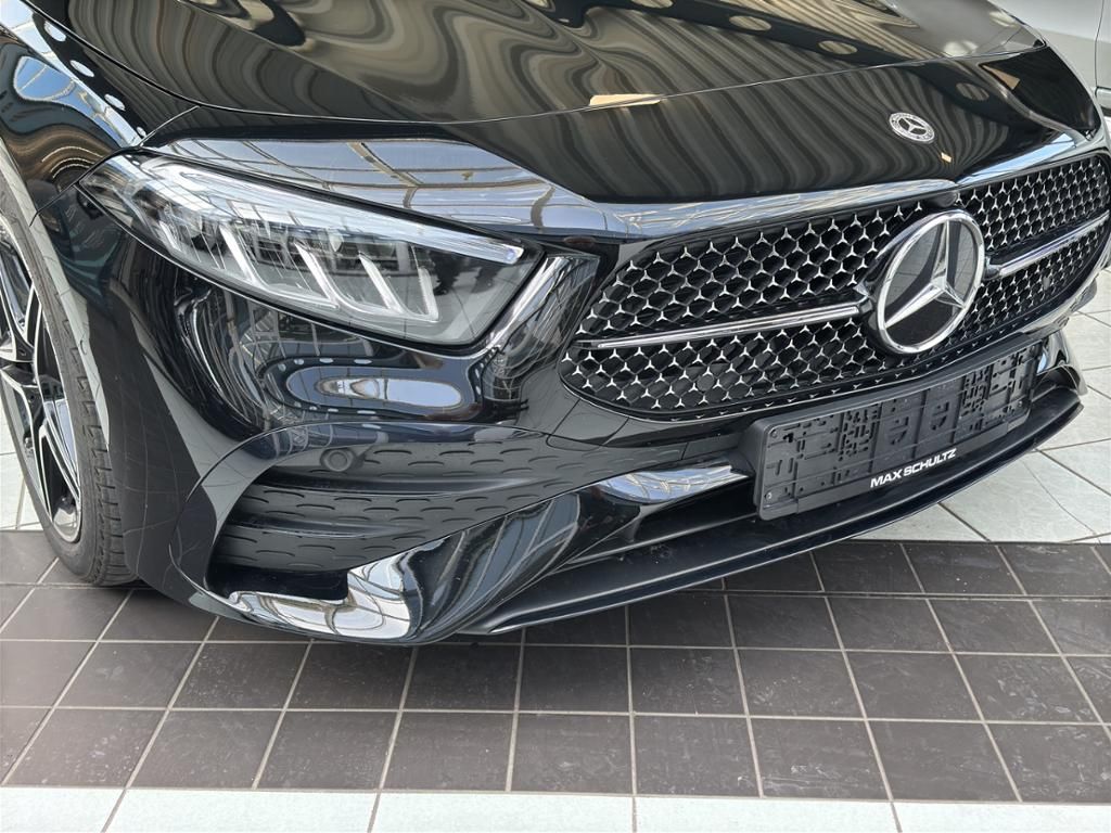 Fahrzeugabbildung Mercedes-Benz A 200 Kompaktlimousine AMG Line*Night Paket*LED