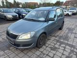 Skoda Roomster Plus Edition "5Sitz/140144KM/Klima/1.Ha - graue Skoda Roomster
