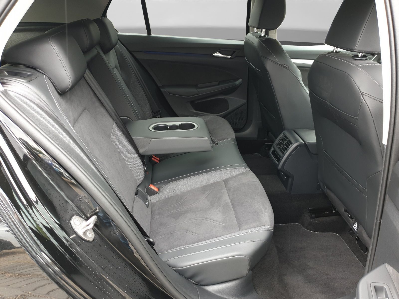 Volkswagen Golf - Bild 7