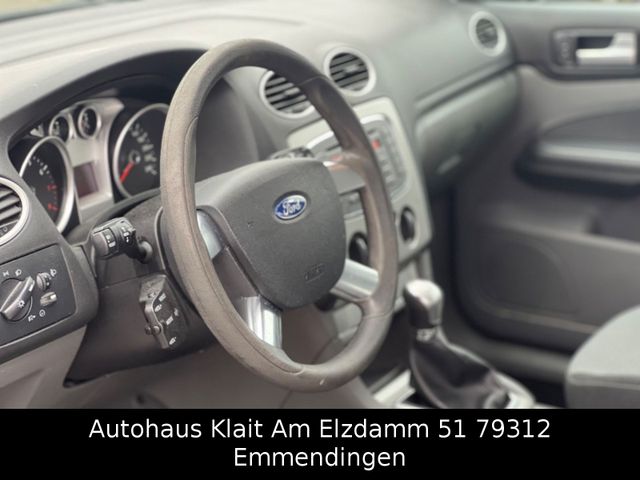 Fahrzeugabbildung Ford Focus Turnier Style + 1.8