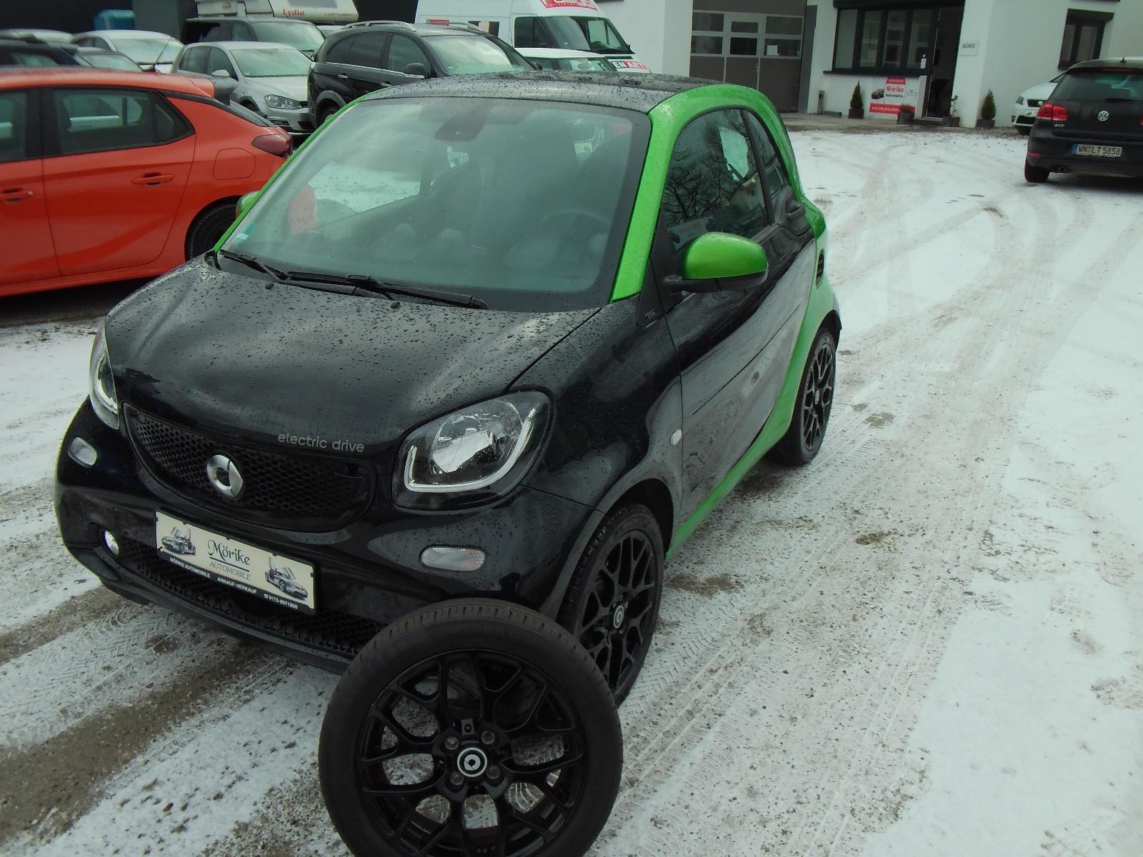 Smart ForTwo fortwo*Automatik*Leder*Navi*Pano*1.Hd**