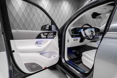 GLS 600 Maybach 4M SILVER/WHITE BURMESTER 360°