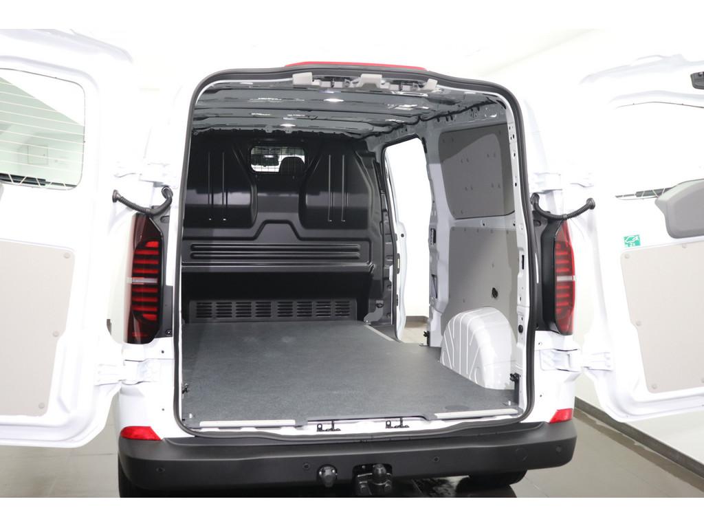 Volkswagen T7 Transporter