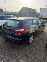 Ford Focus 1,6TDCi 85kW S/S DPF Titanium Turnier - Ford Focus mit Diesel-Antrieb: Kombi, 1.6